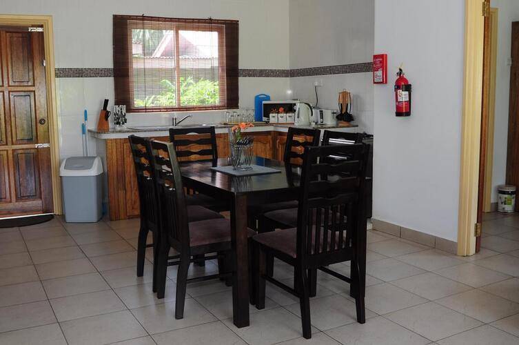 Hostellerie Guest House