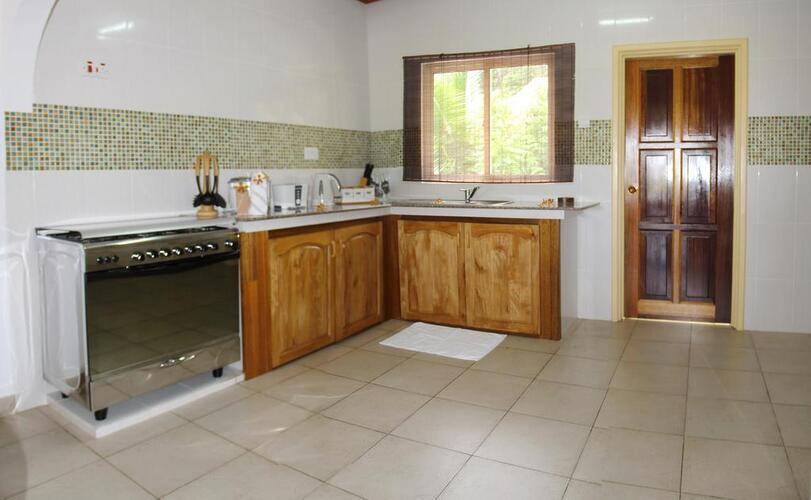 Hostellerie Guest House