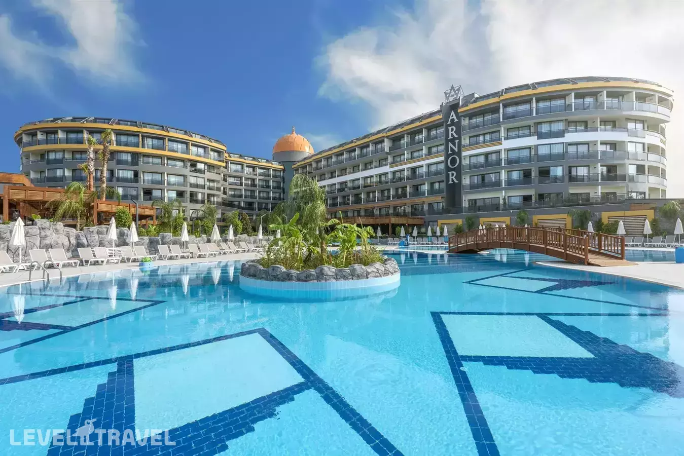 Arnor De Luxe Hotel & Spa