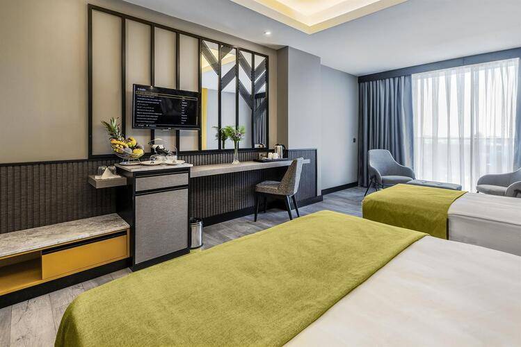 Arnor De Luxe Hotel & Spa