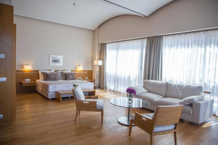 Onlive Hotel