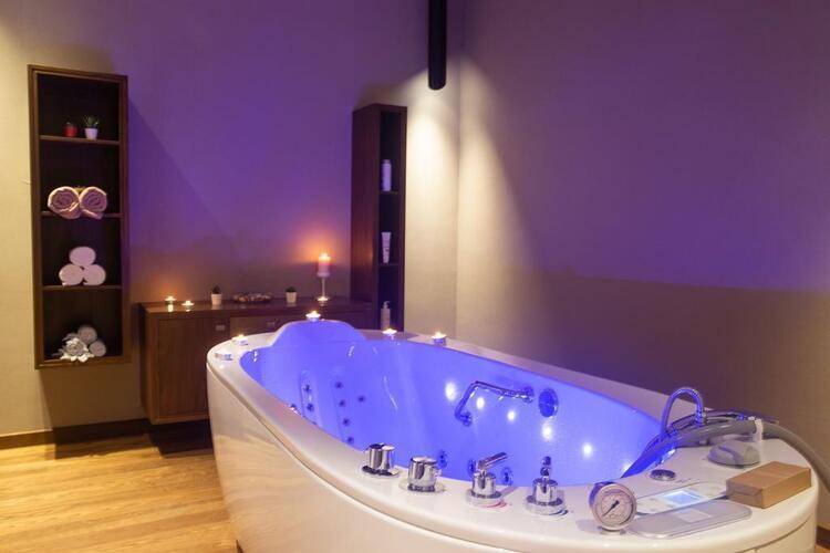 Onlive Hotel