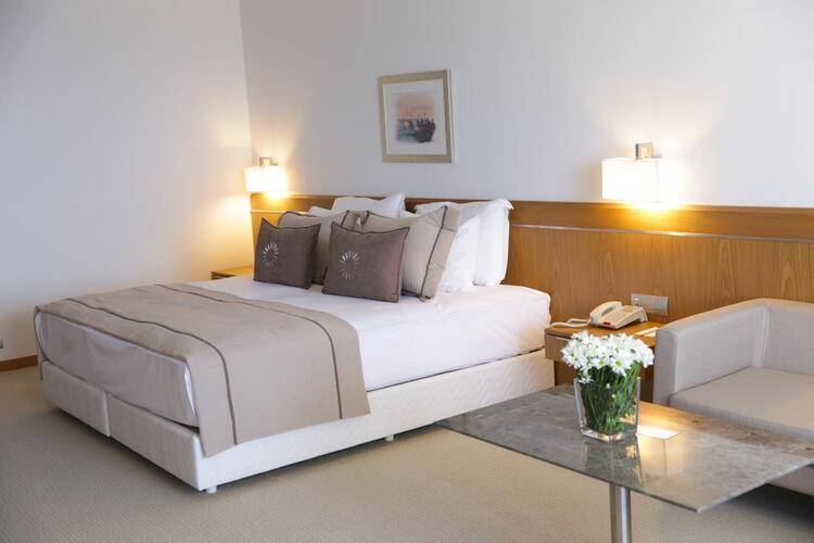 Onlive Hotel