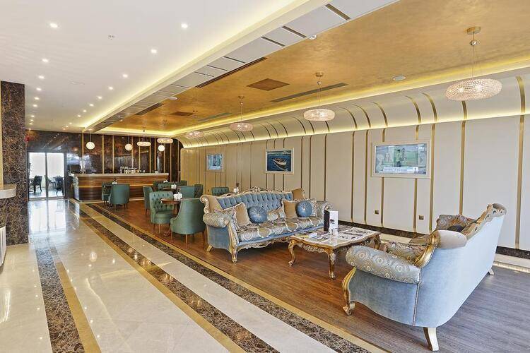 The Grand Mira Hotel