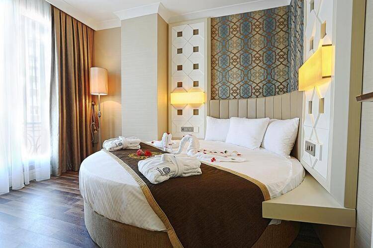 The Grand Mira Hotel