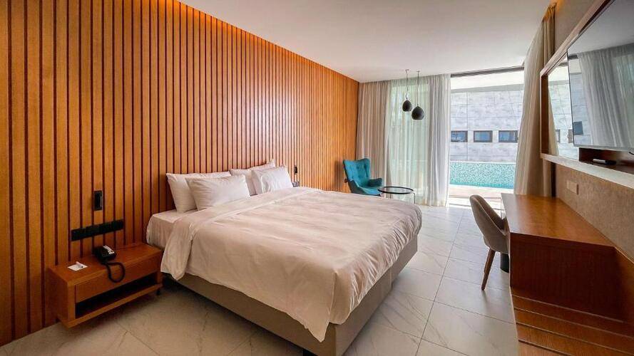 Radisson Beach Larnaca