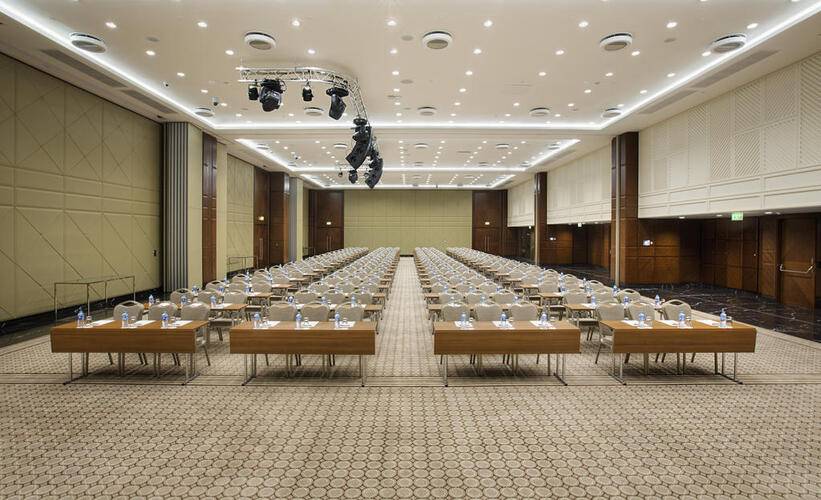 Doubletree By Hilton Istanbul Avcilar Airport