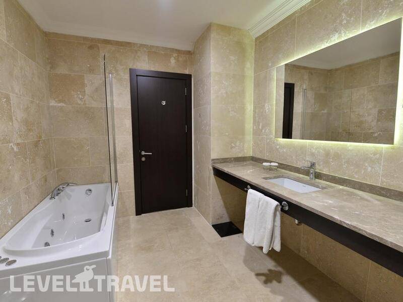 Фотография Ramada Hotel & Suites Istanbul Merter