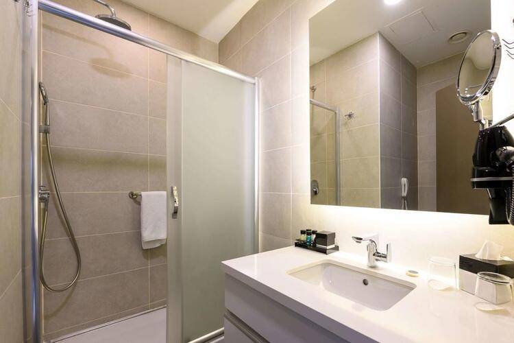 La Quinta By Wyndham Istanbul Gunesli (Ex. Zenon Hotel)