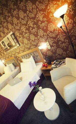 Helikon Business Hotel