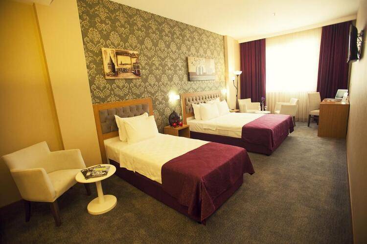 Helikon Business Hotel