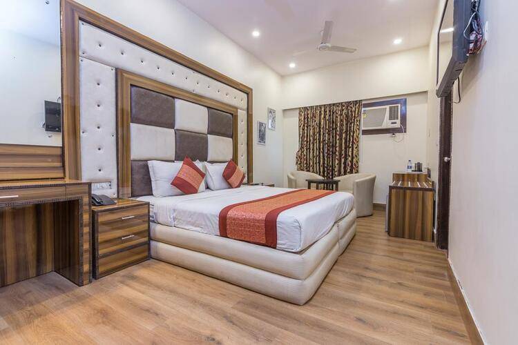 Rupam Hotel