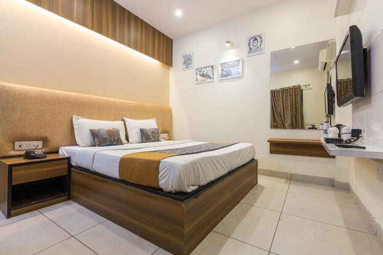 Rupam Hotel