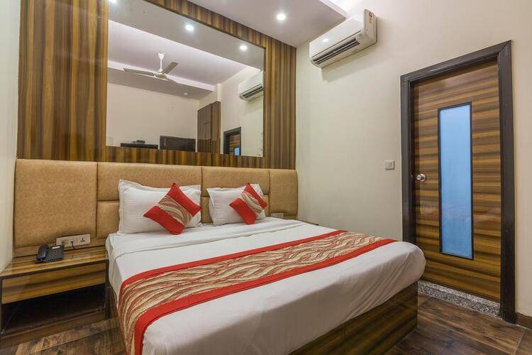 Rupam Hotel