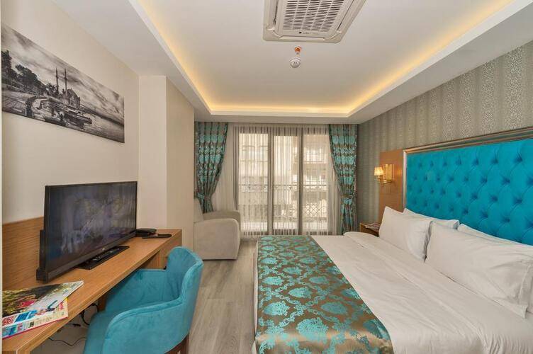Grand Palace Hotel