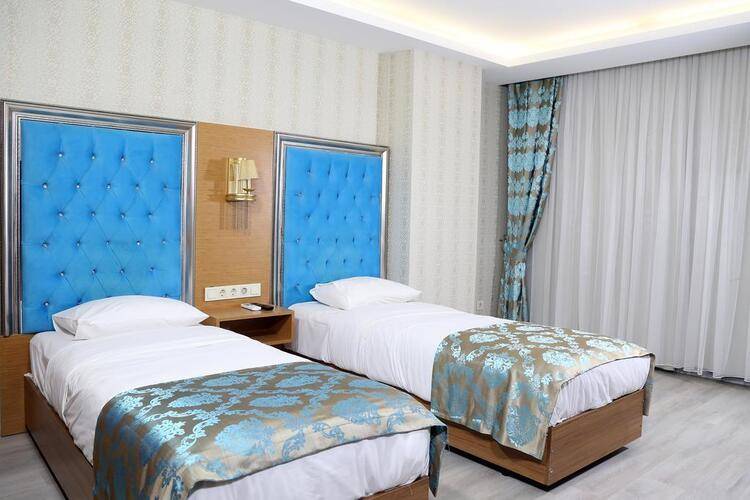 Grand Palace Hotel