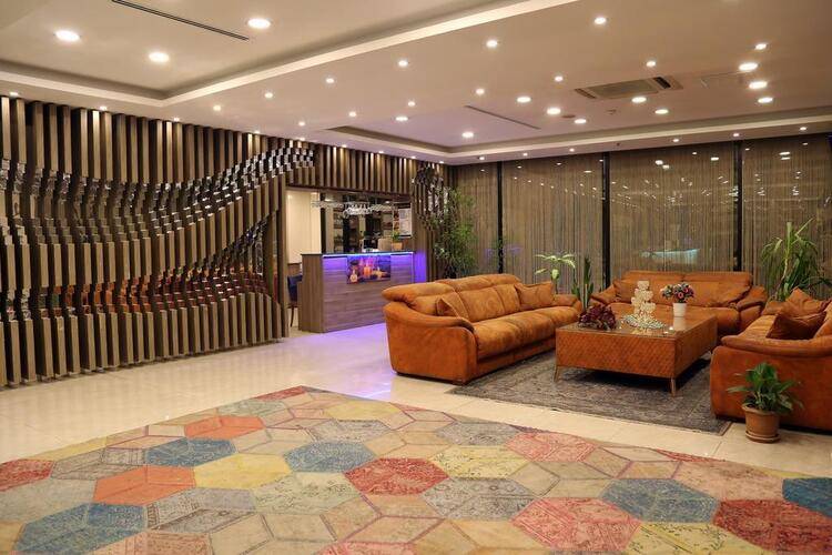 Grand Palace Hotel