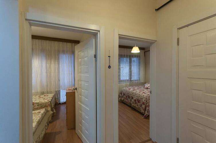 Zendy Suite Hotel