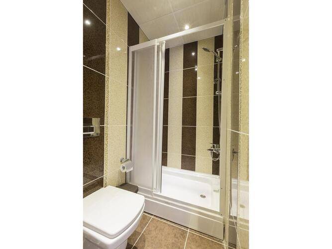 Zendy Suite Hotel