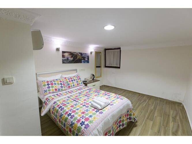 Zendy Suite Hotel