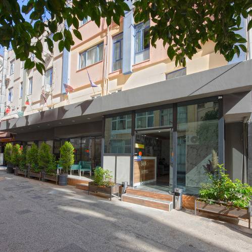 Nest Hotel
