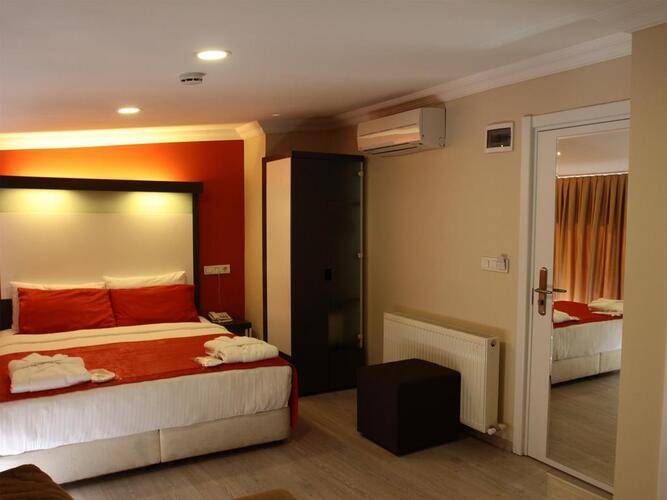 The Legend Platine Suite