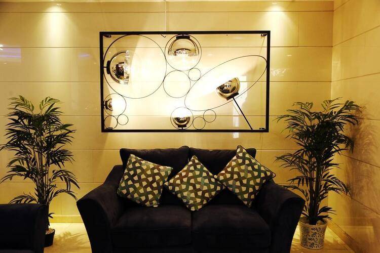 Grand Square Hotel