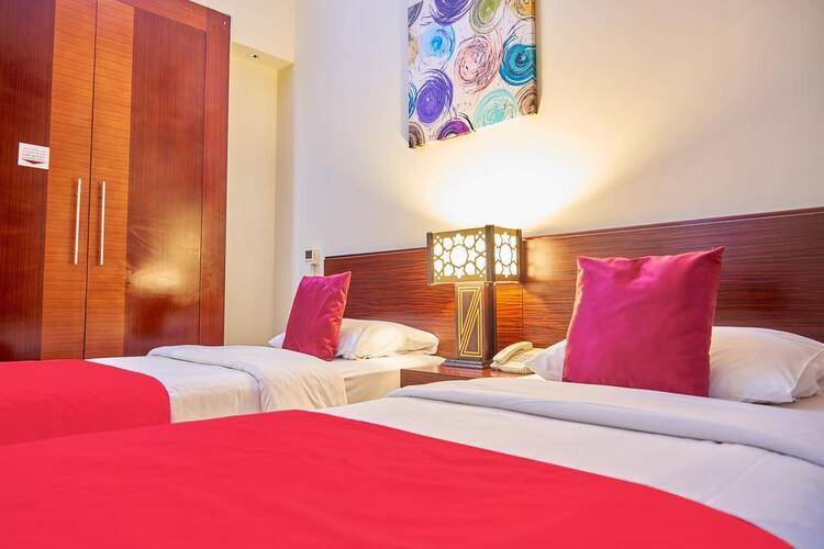 Grand Square Hotel