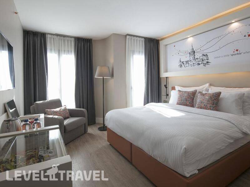 Фотография Sparkle Hotel
