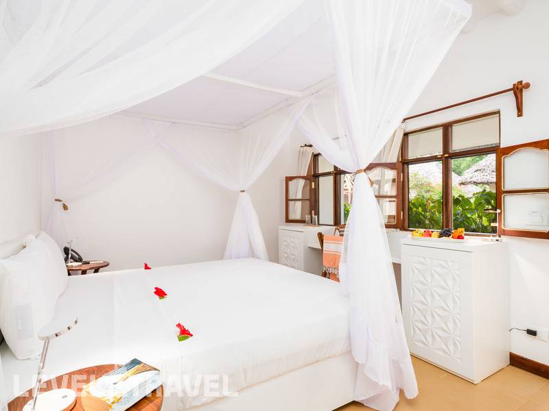 Фотография Sandies Baobab Beach Resort