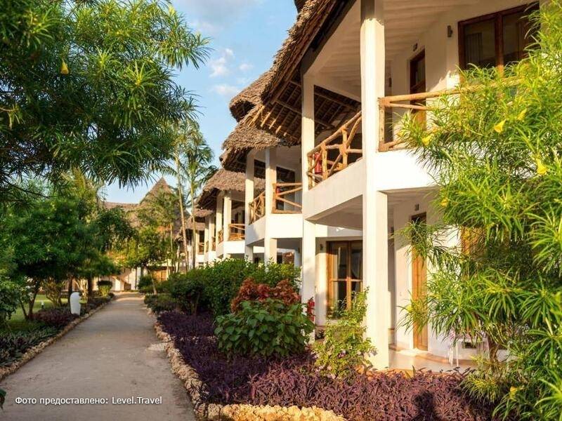 Фотография Sandies Baobab Beach Resort
