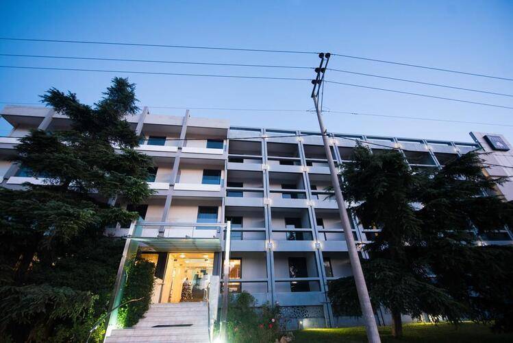 Pines Hotel