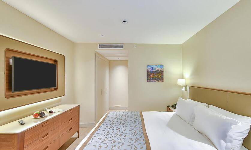 Tzl Suites