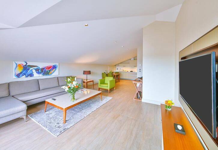 Tzl Suites