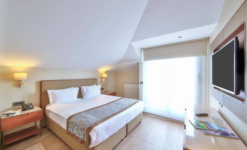 Tzl Suites