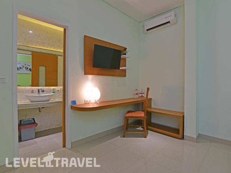 Фотография Reddoorz Plus Mahendradatta Denpasar