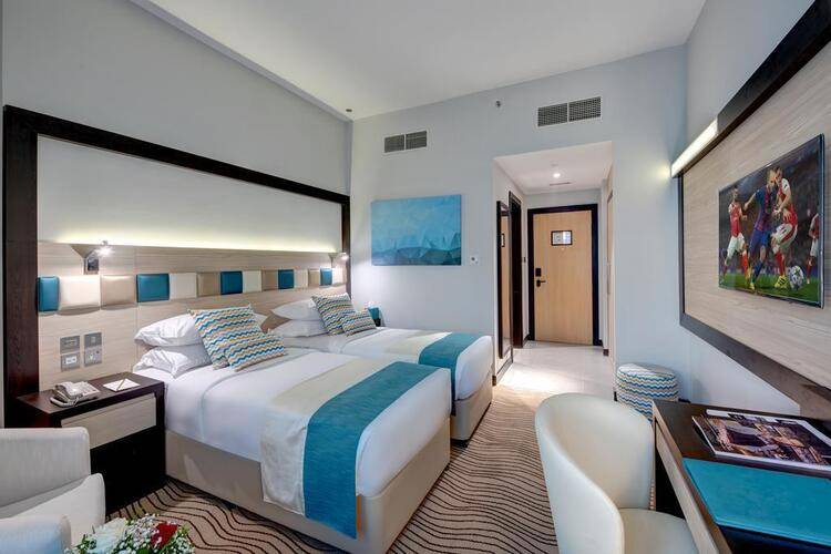 City Avenue Hotel
