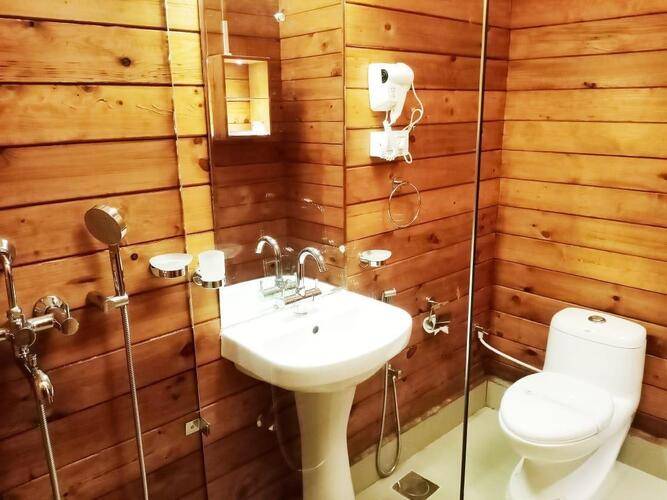 Grand Vatika Resort