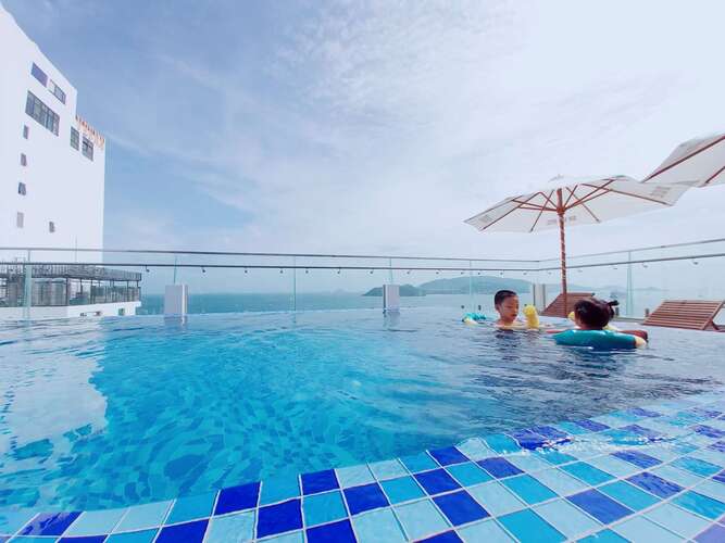 Sun Kiss Hotel