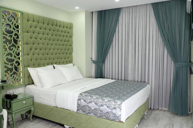 Green Garden Hotel