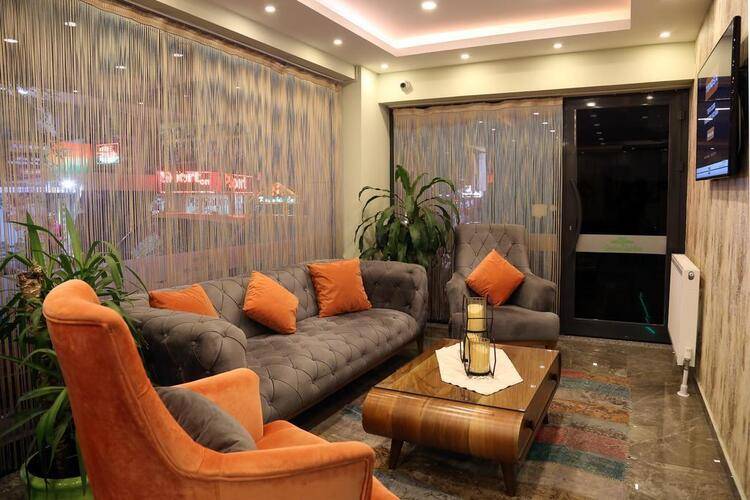 Green Garden Hotel