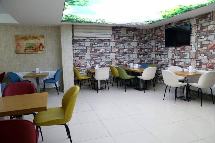 Green Garden Hotel