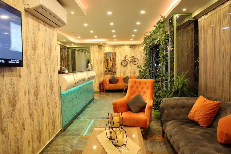 Green Garden Hotel