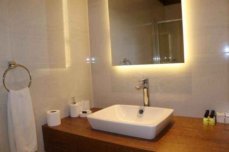 Triada Hotel