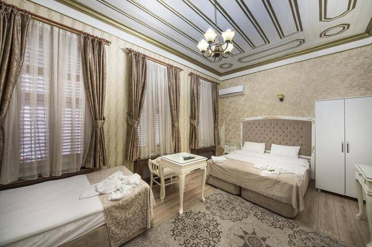 Alhambra Apart Hotel