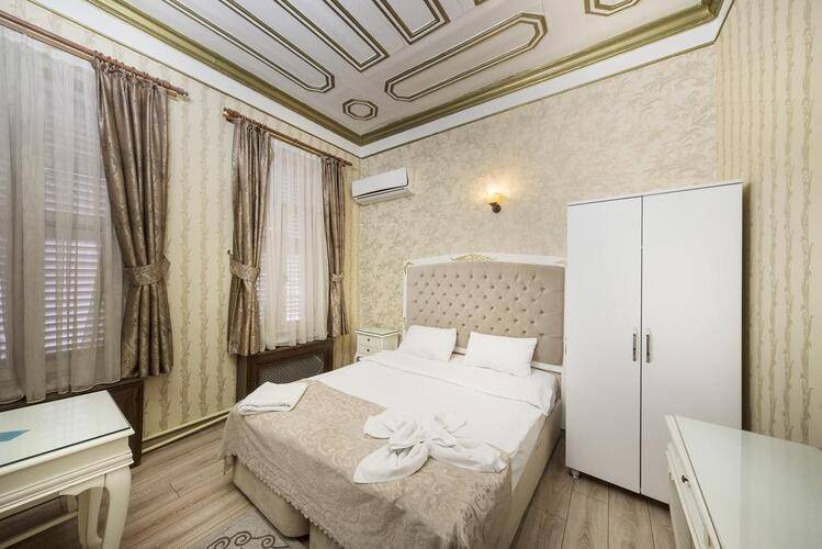 Alhambra Apart Hotel