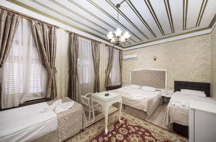 Alhambra Apart Hotel