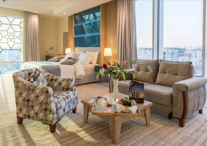 Al Mansour Suites