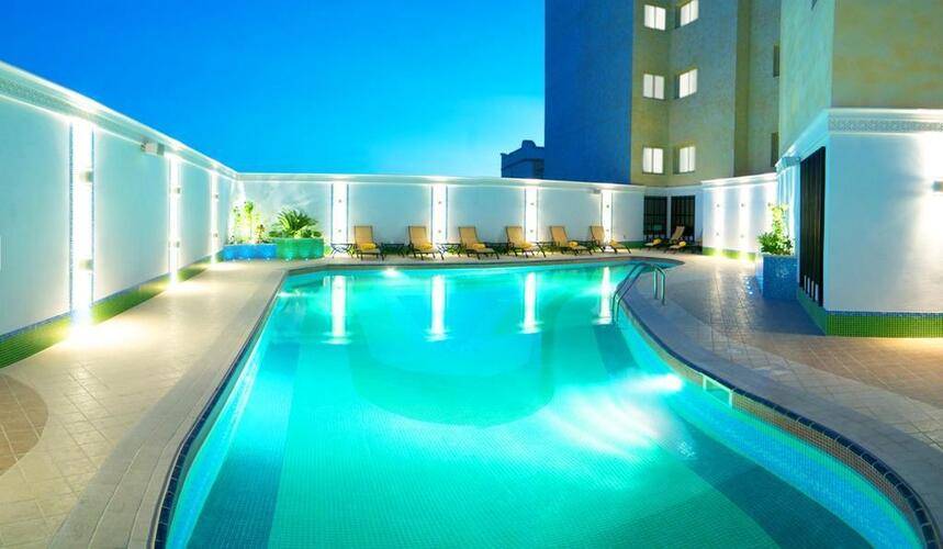 Grand Regal Hotel