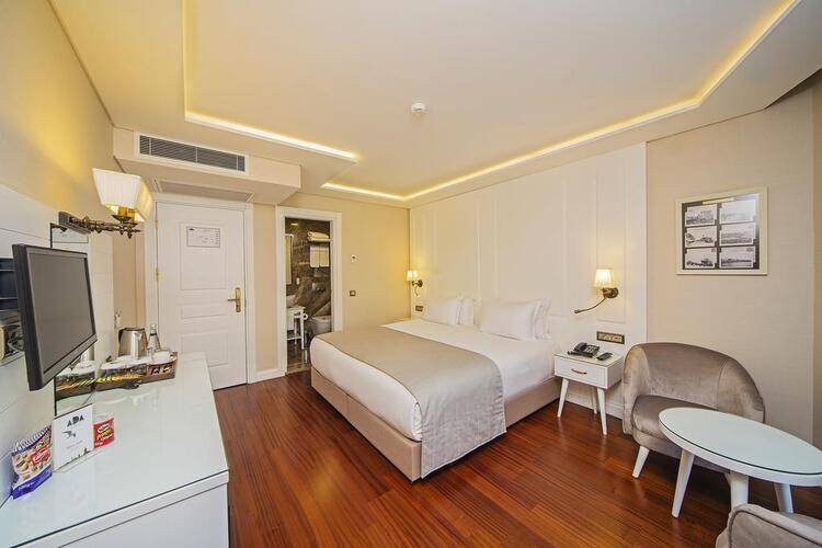 Ada Karakoy Hotel